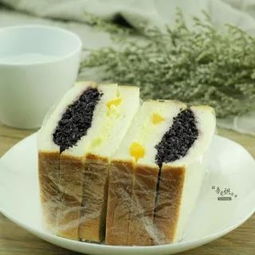 剩吐司吃不完？5款新吃法秒變網紅早餐，保證吃得連渣都不剩！